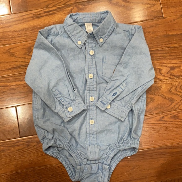 Boys Bundle- Size 18/18-24 months Long Sleeve Dress Shirts - Picture 3 of 4